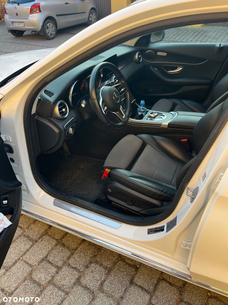 Mercedes-Benz Klasa C 160 Business Edition 9G-TRONIC - 20