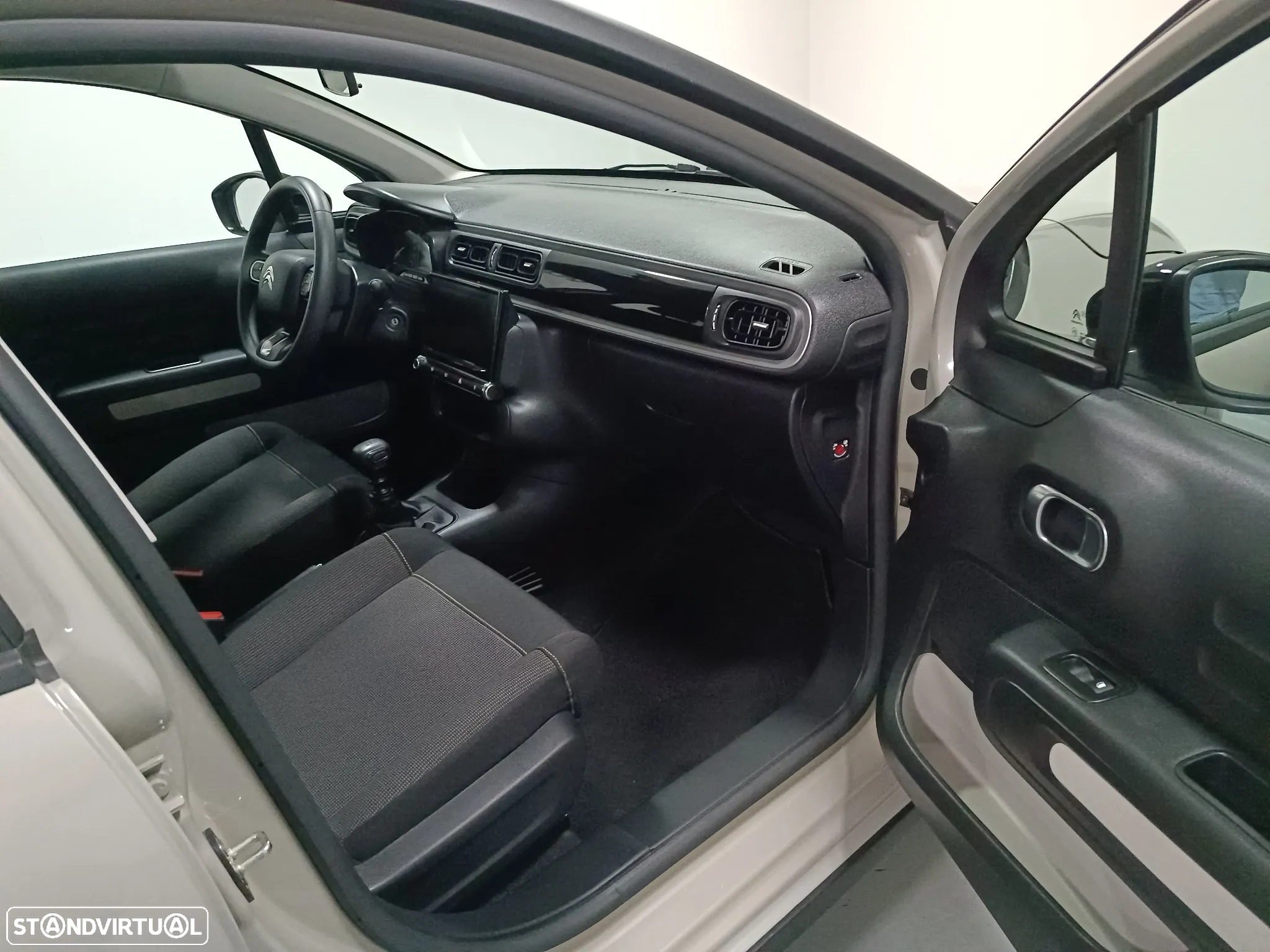 Citroën C3 1.5 BlueHDi Plus - 15