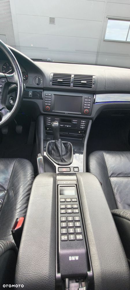 BMW Seria 5 528i - 13