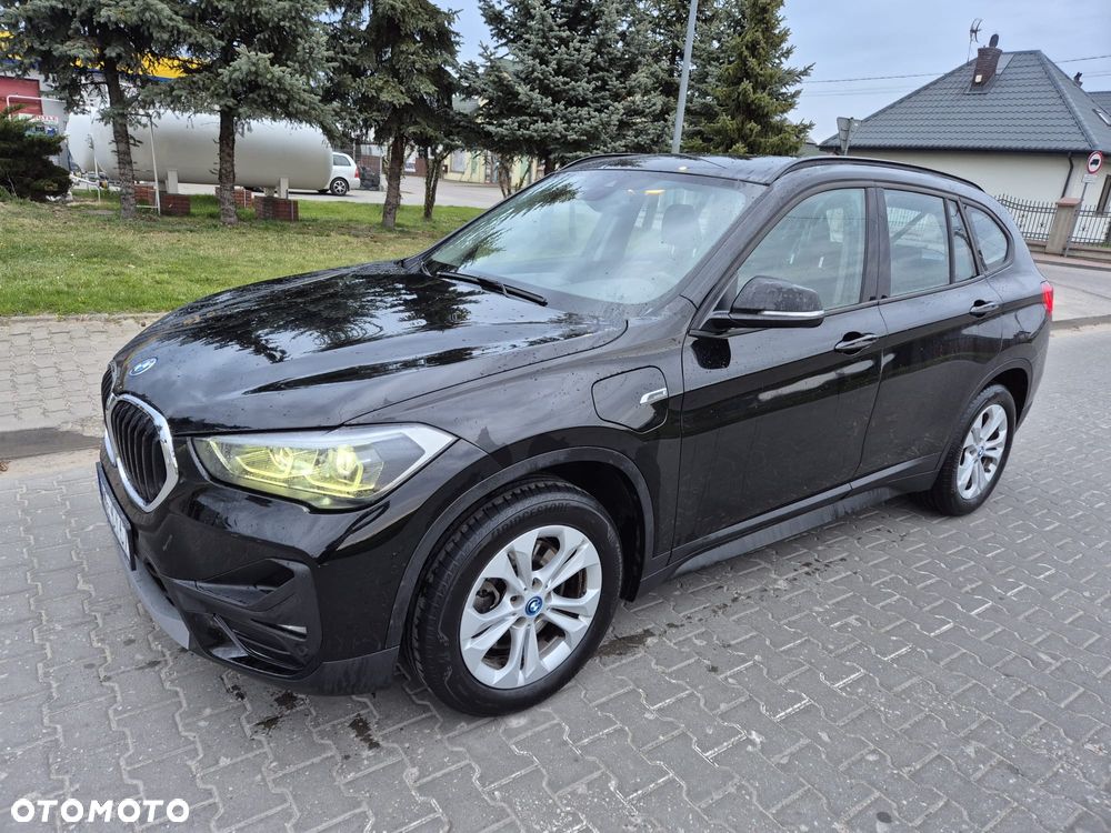 BMW X1 xDrive25e Advantage - 2