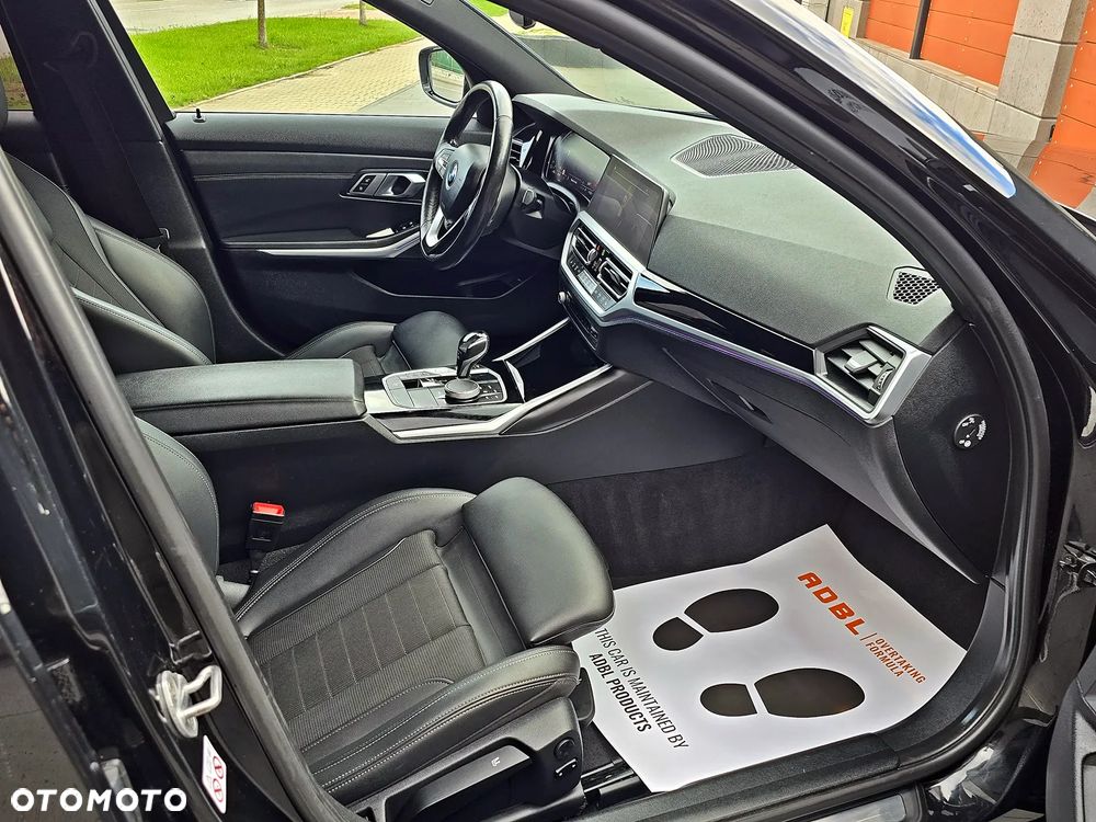 BMW Seria 3 320d xDrive Sport - 22
