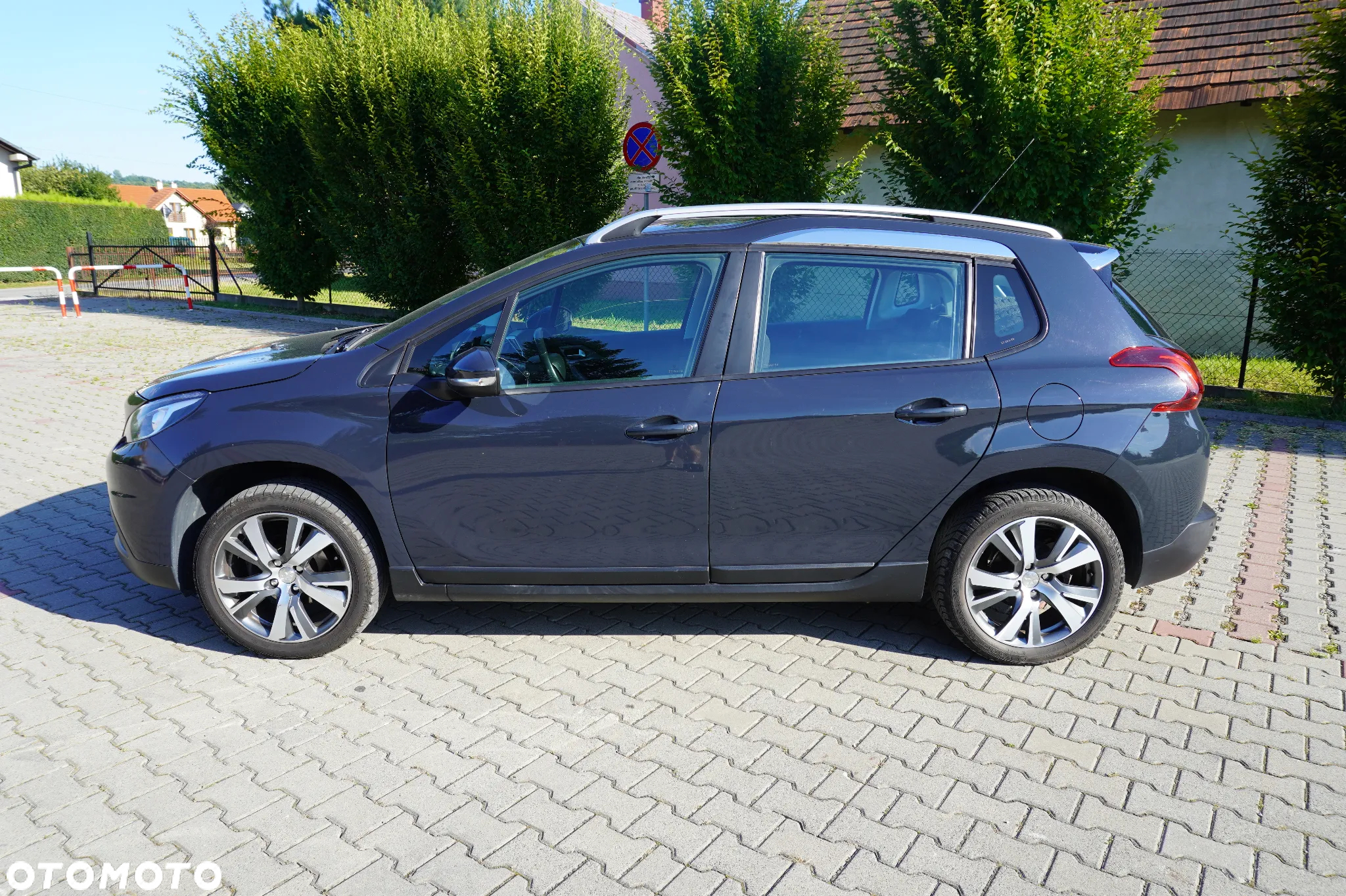 Peugeot 2008 1.6 BlueHDi Allure - 3