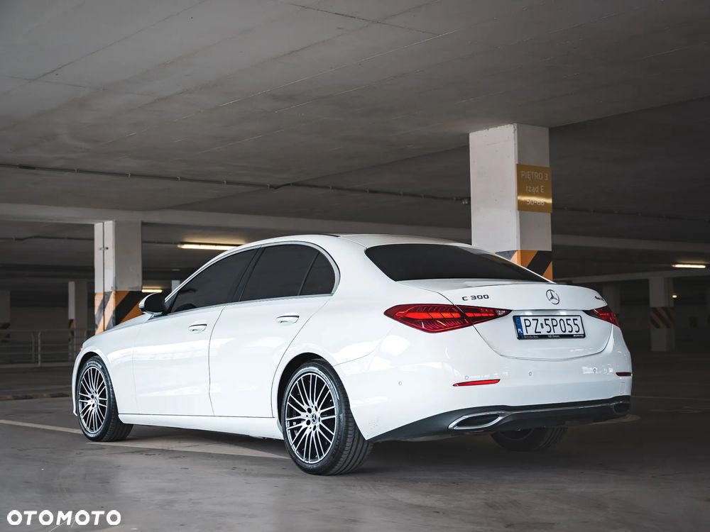 Mercedes-Benz Klasa C 300 4Matic 9G-TRONIC Avantgarde - 5
