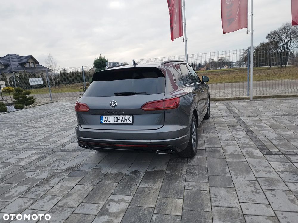 Volkswagen Touareg - 18