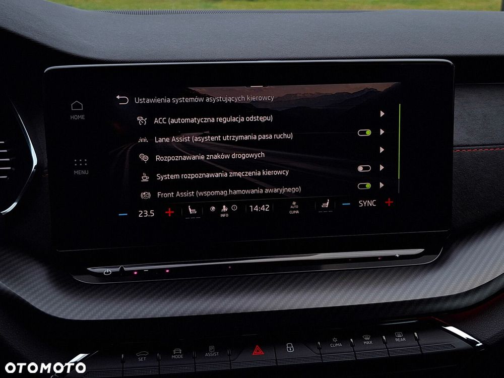 Skoda Octavia 2.0 TDI RS DSG - 33