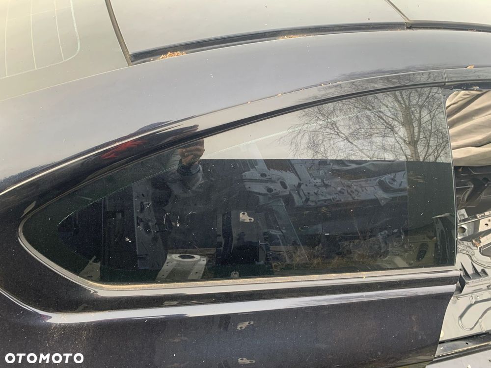 SZYBA KAROSERYJNA LEWA PRAWA STRONA BMW 6 F13 CIEMNA - 2