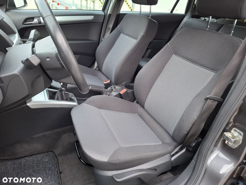 Opel Astra 1.6 Enjoy - 21