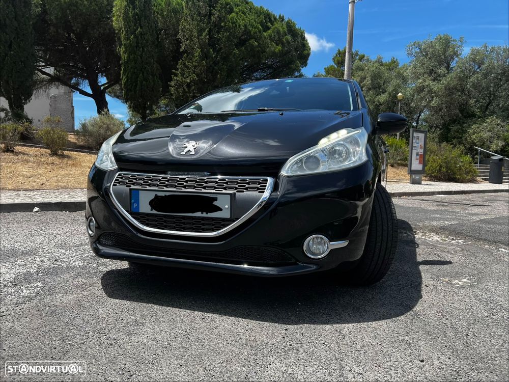 Peugeot 208 - 5