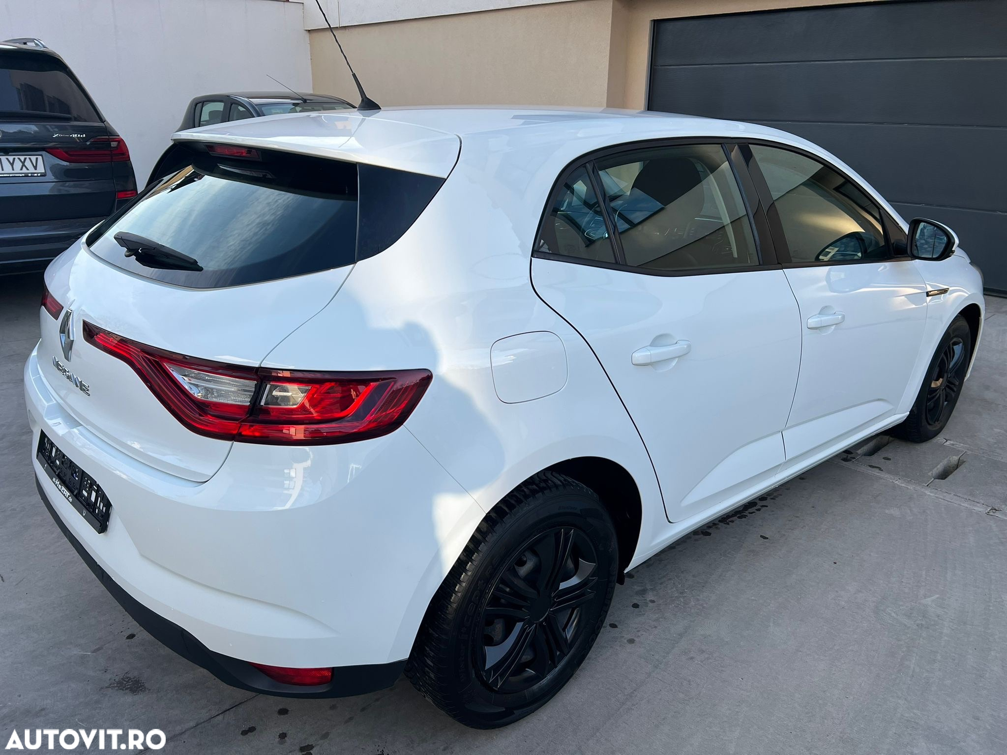 Renault Megane ENERGY TCe Life - 15