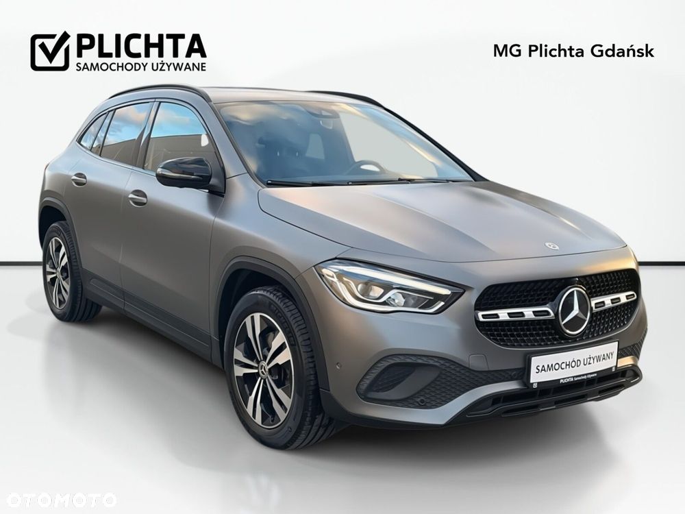 Mercedes-Benz GLA - 3