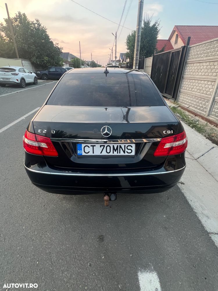 Mercedes-Benz E 220 CDI DPF BlueEFFICIENCY Automatik Avantgarde - 7