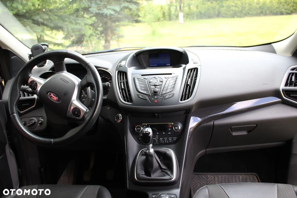 Ford Kuga 2.0 TDCi 4x4 Titanium - 13
