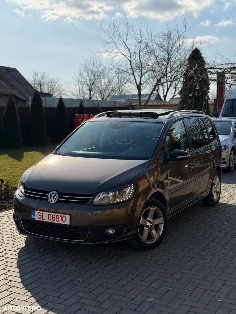 Volkswagen Touran 2.0 TDI Highline - 9