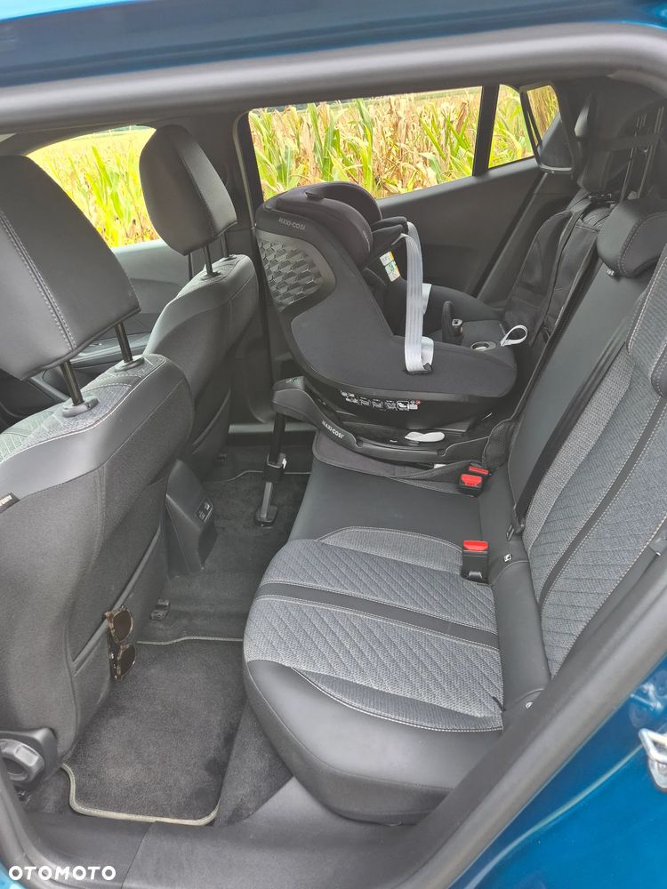 Peugeot 2008 Hybrid 136 e-DSC Allure - 17