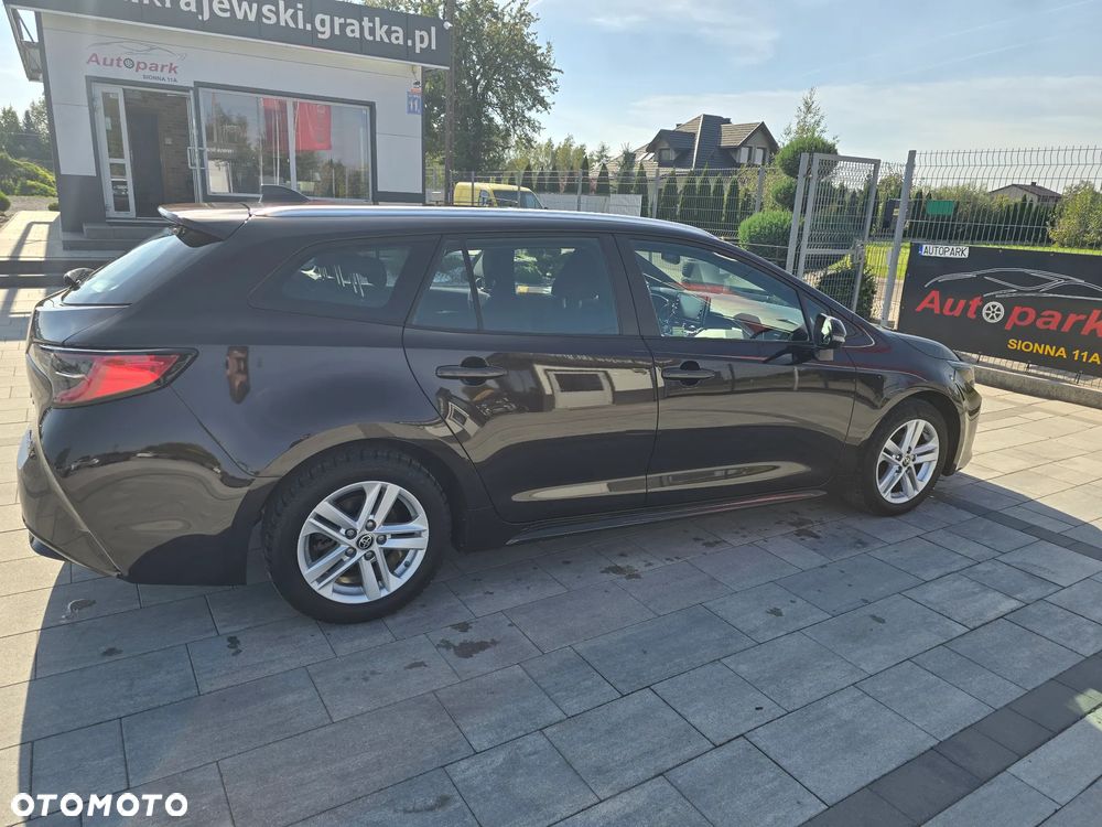 Toyota Corolla 1.8 Hybrid GPF Comfort - 18