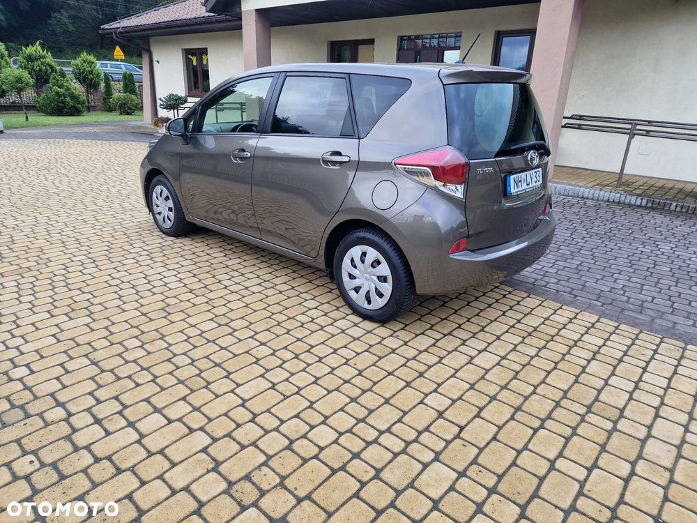 Toyota Verso S - 7