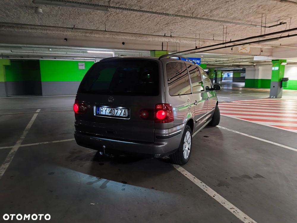 Volkswagen Sharan 1.9 TDI Automatik Exclusive Edition - 12