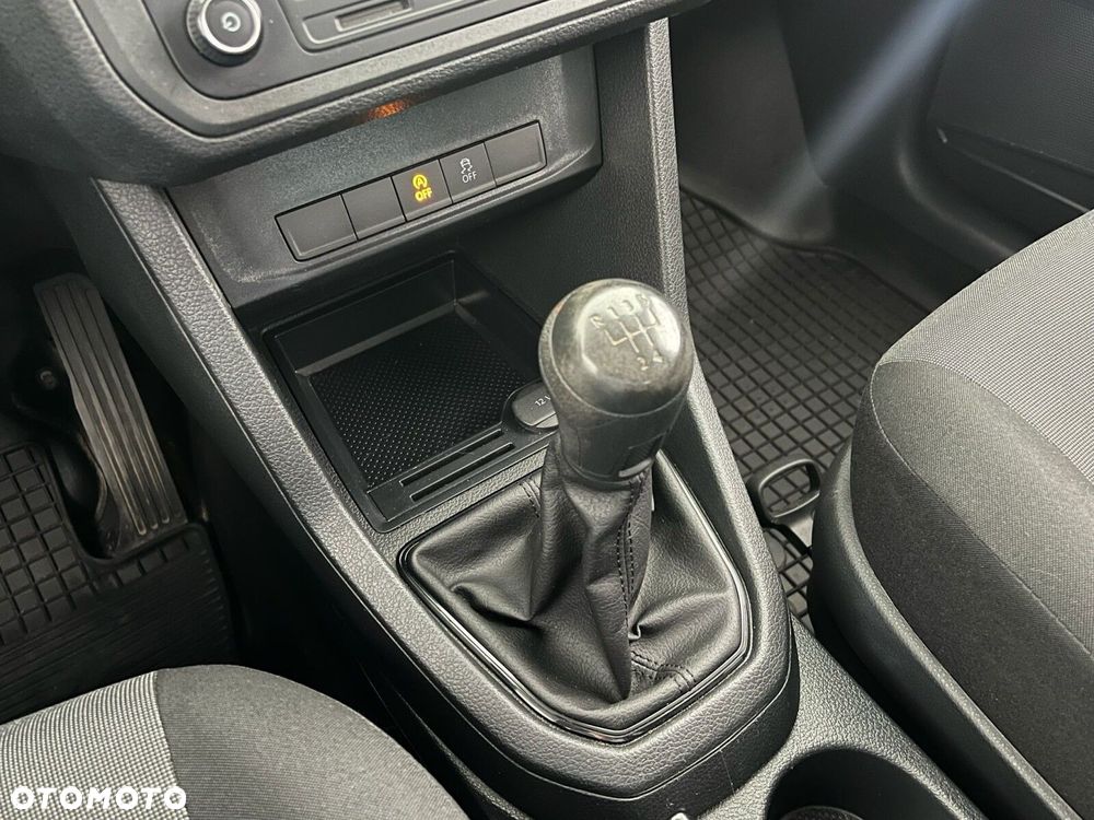 Volkswagen Caddy - 27