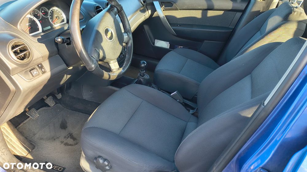 Chevrolet Aveo 1.4 16V LT - 11