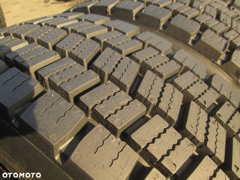 Opony ciężarowe 235/75r17.5 Bieżnikowana WZÓR MICHELIN XDE2. Opony ciężarowe - 8