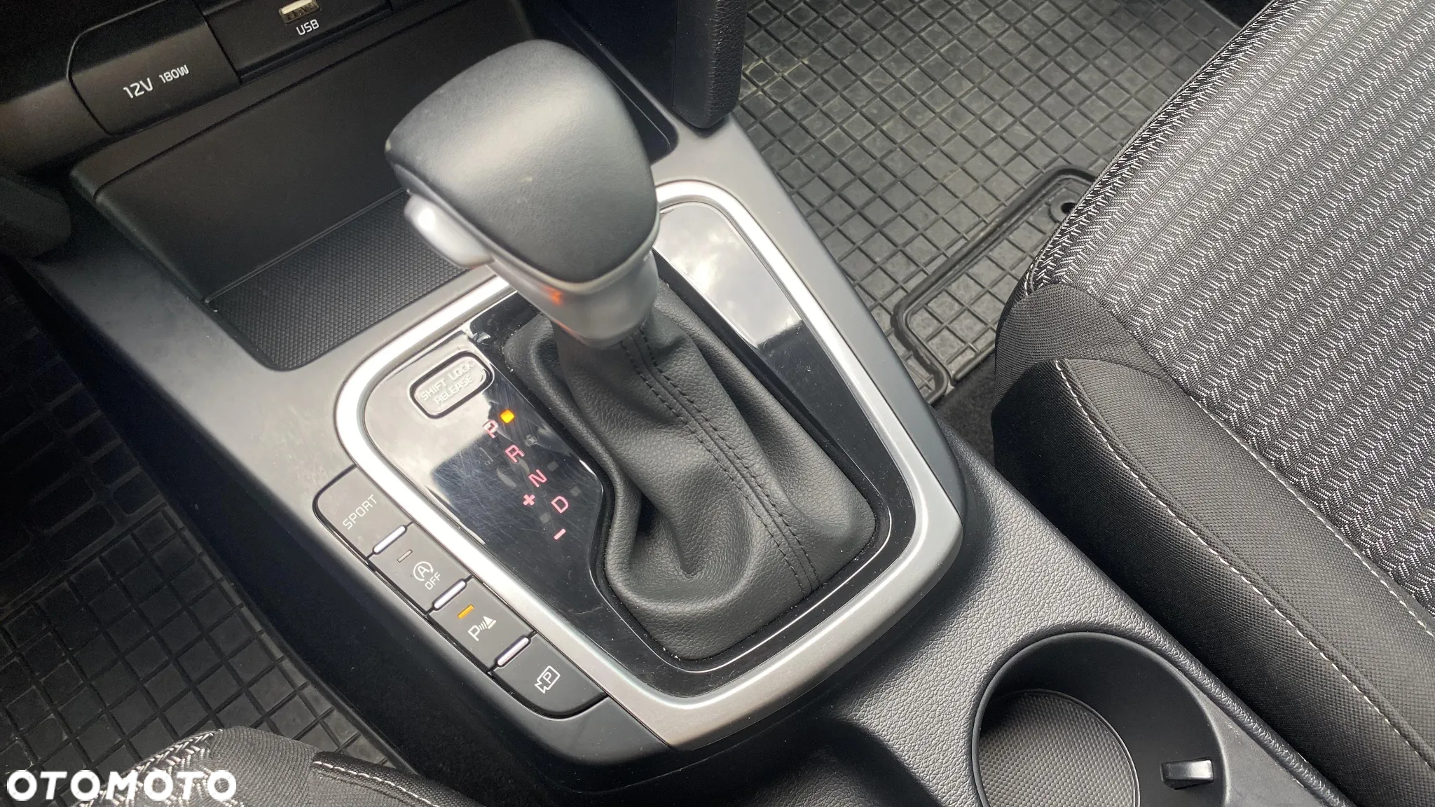 Kia XCeed 1.5 T-GDI M DCT - 19