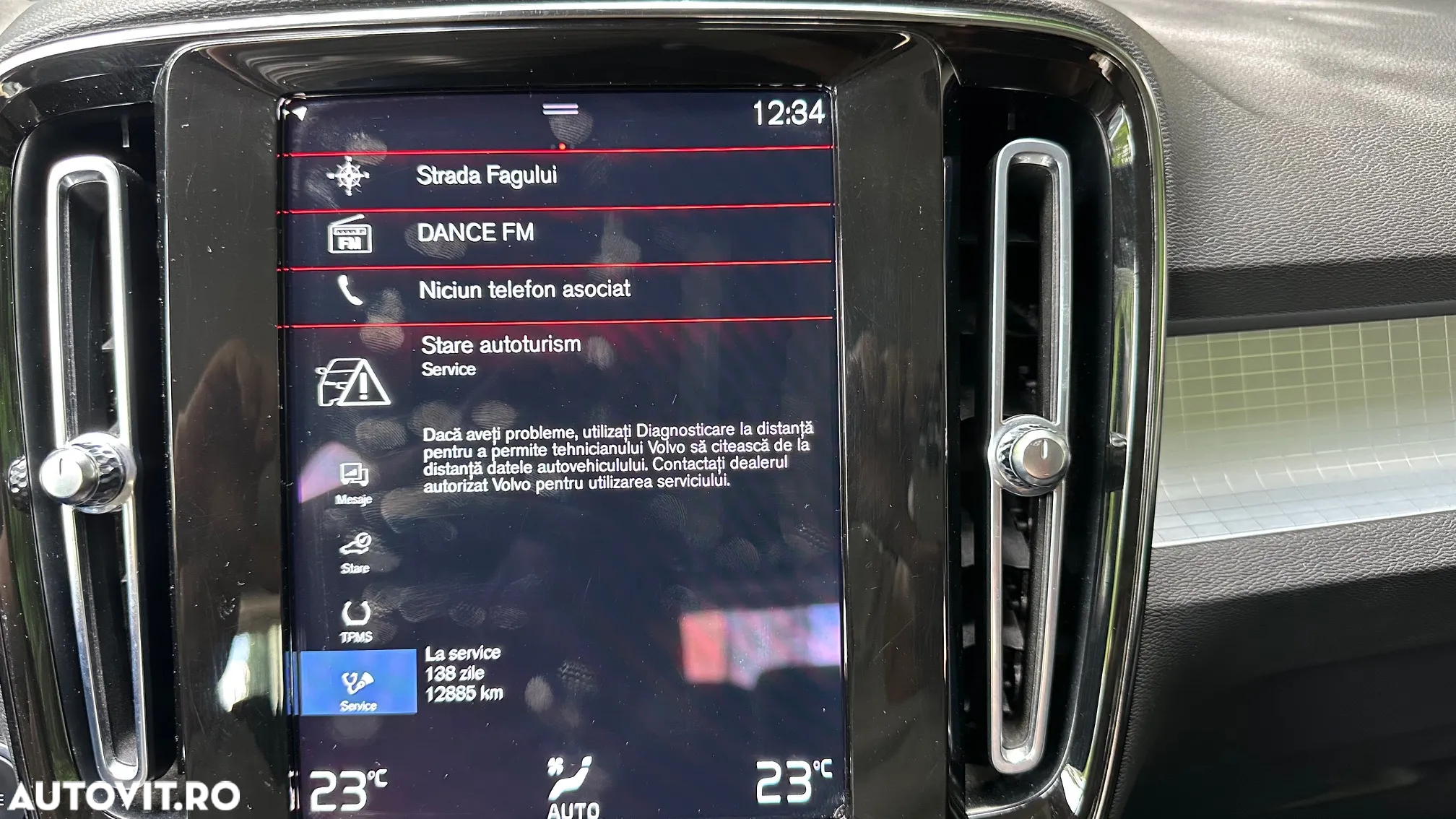 Volvo XC 40 T3 AT8 Momentum Pro - 12