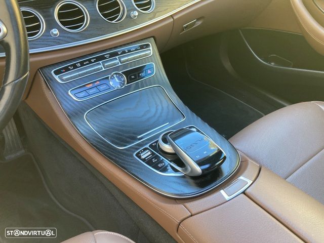 Mercedes-Benz E 300 de 9G-TRONIC AMG Line - 31