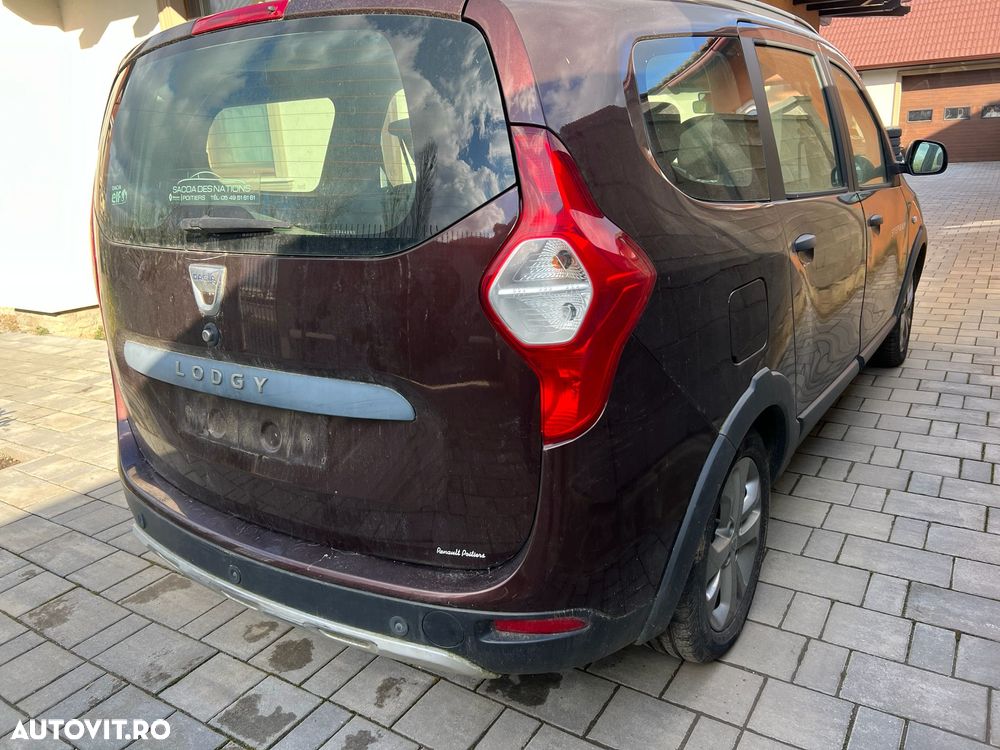 Dacia Lodgy 1.5 dCi Stepway - 5