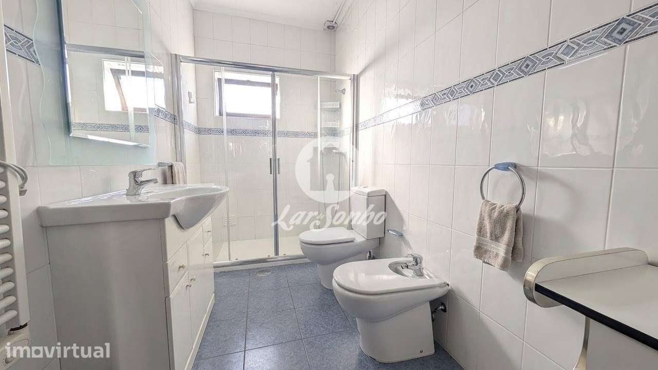 Moradia T4 com Jardim e Garagem Fechada na Póvoa de Varzim - Grande imagem: 5/16
