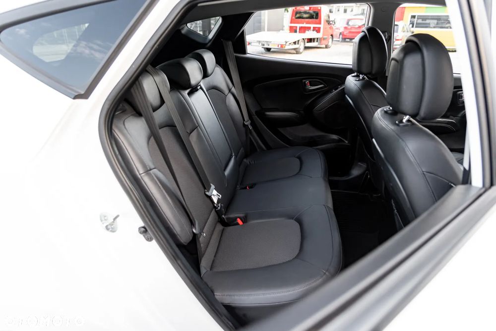 Hyundai ix35 2.0 4WD Trend - 25