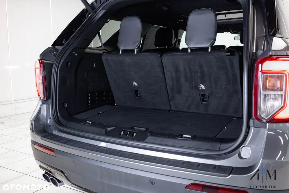 Ford Explorer 3.0 EcoBoost PHEV 4WD ST-Line - 18