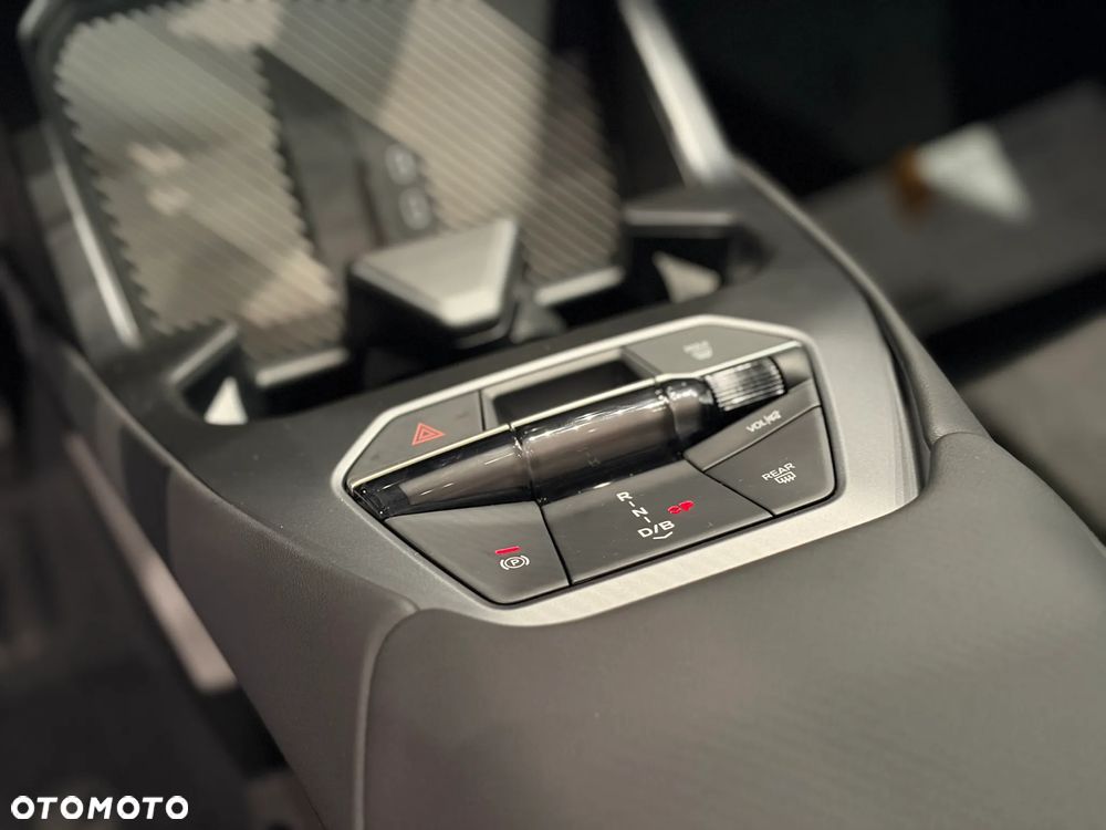 BMW iX3 50 xDrive 113.4kWh - 22