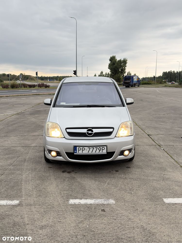 Opel Meriva 1.6 Cosmo - 2