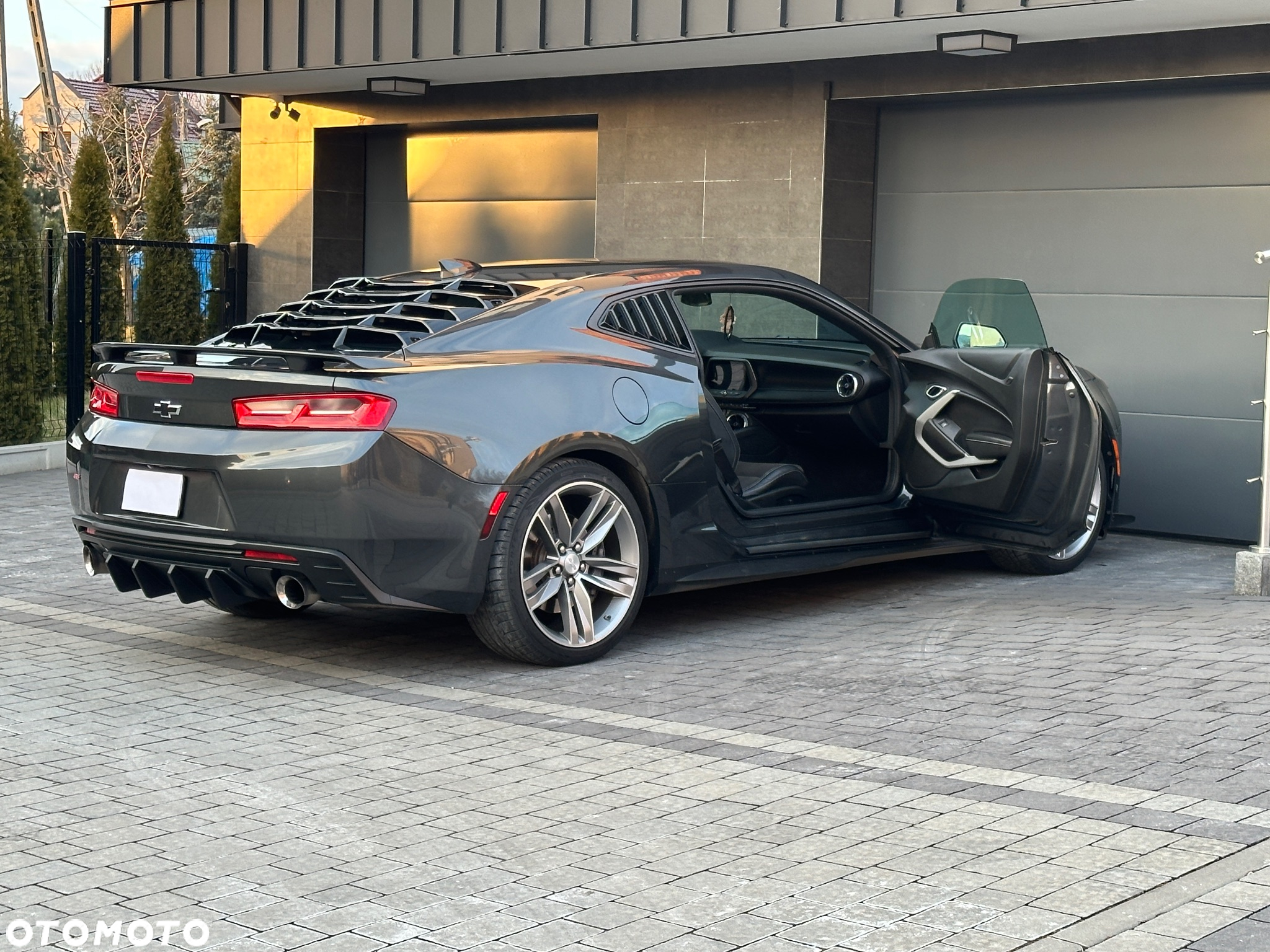 Chevrolet Camaro - 17