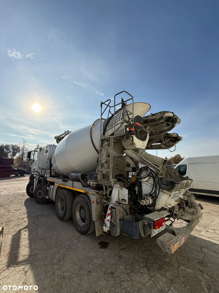 Mercedes-Benz AROCS 3245 - 8