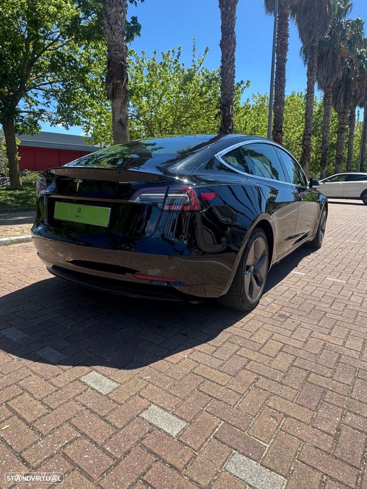 Tesla Model 3 - 2