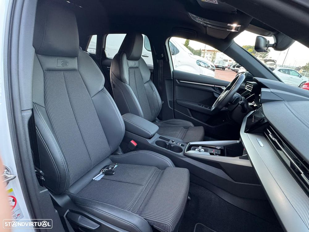 Audi A3 Sportback 45 TFSIe S tronic S line - 37