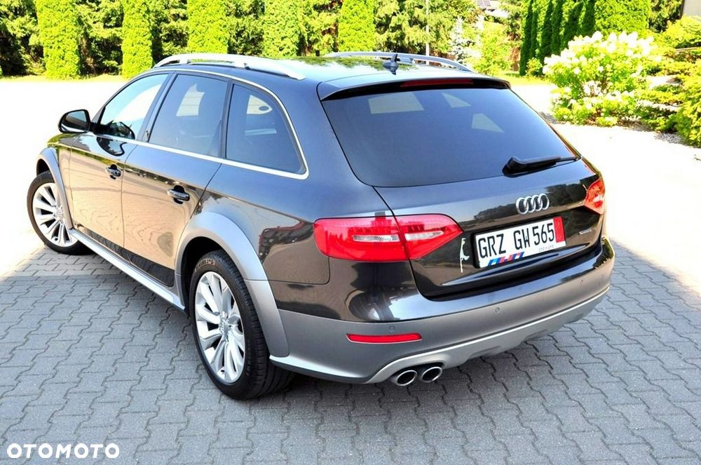 Audi A4 Allroad - 16
