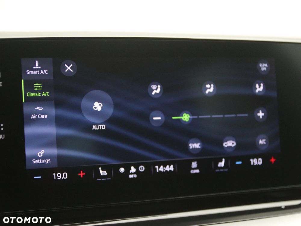 Skoda Octavia 2.0 TDI SCR Clever DSG - 20