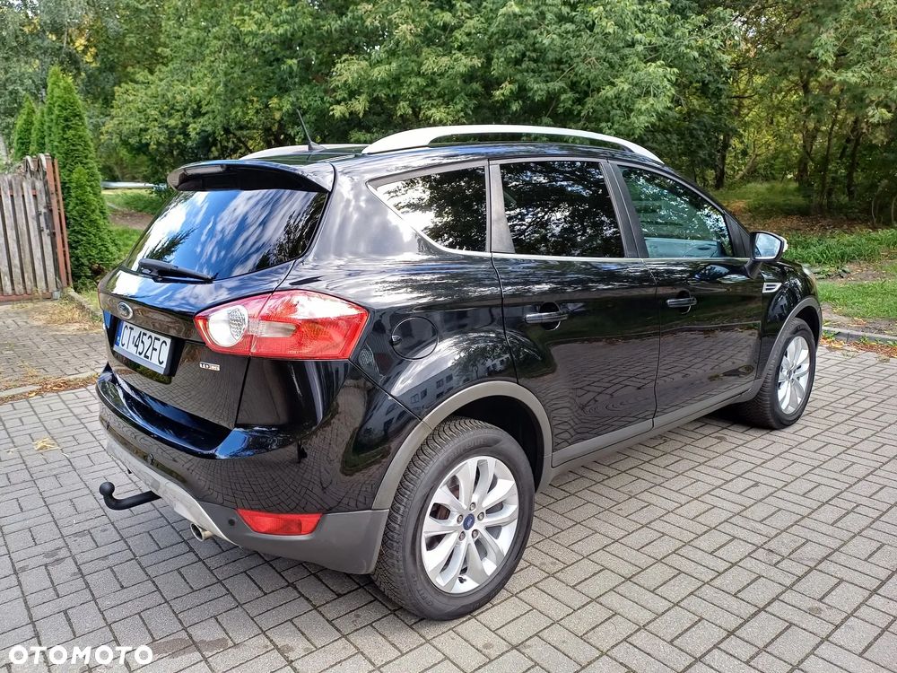 Ford Kuga 2.0 TDCi 2x4 Titanium - 14