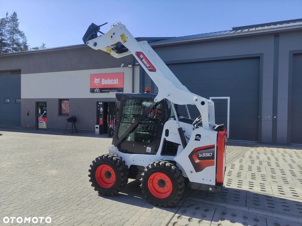 Bobcat S590 - 13