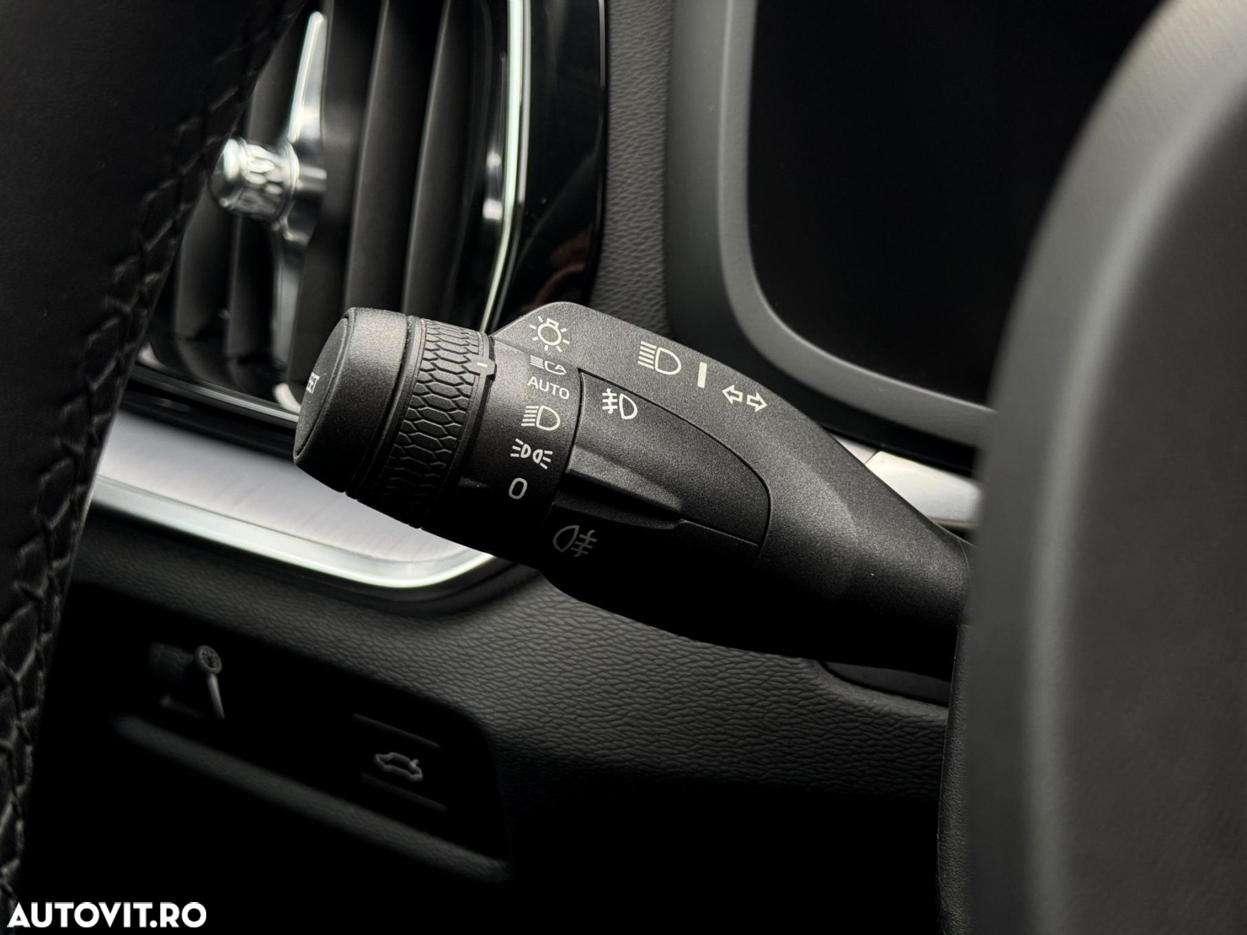 Volvo V60 - 16