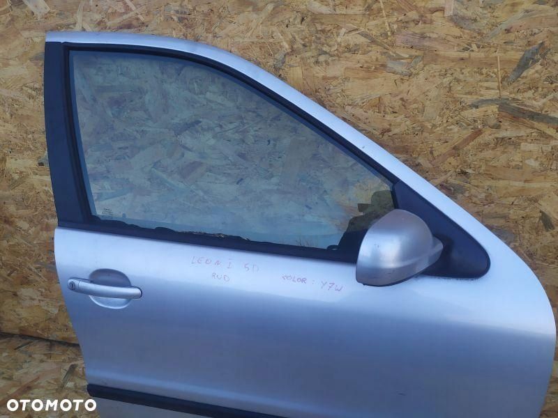 DRZWI PRAWE PRZEDNI PRZÓD SEAT LEON I TOLEDO II 2 - 4