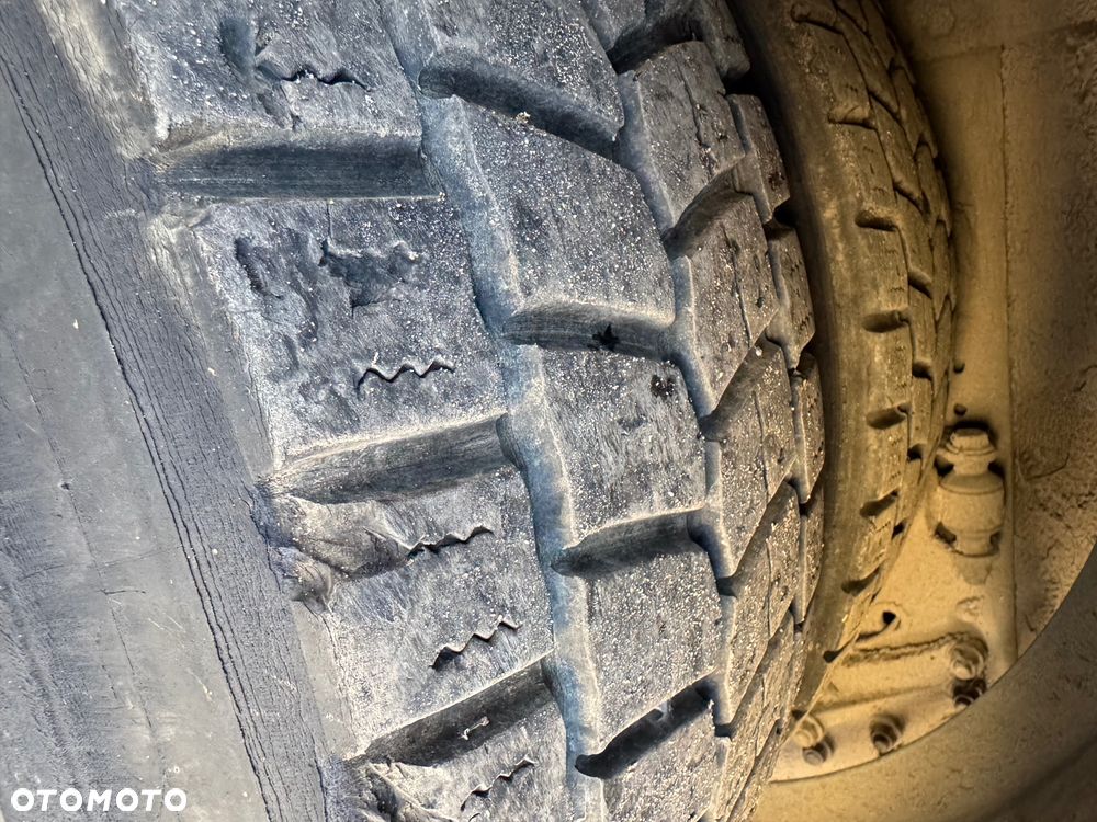 Mercedes-Benz AXOR - 11