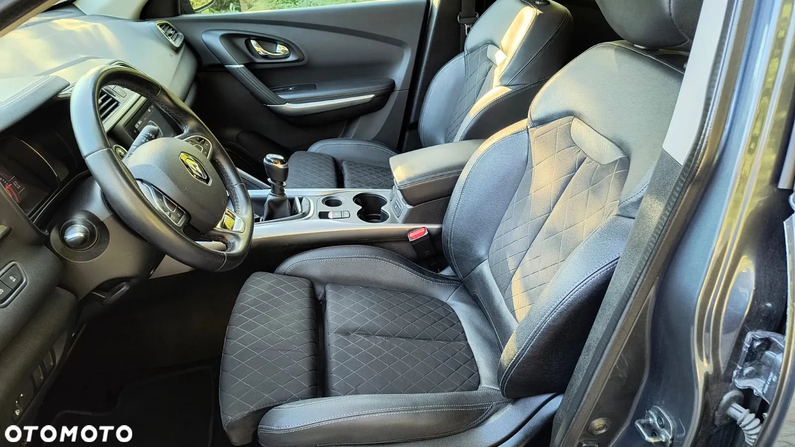 Renault Kadjar TCe 140 GPF BOSE EDITION - 32