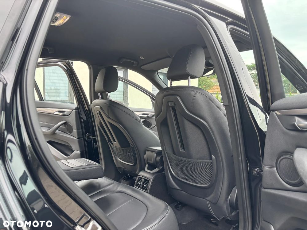 BMW X1 xDrive20i xLine - 10