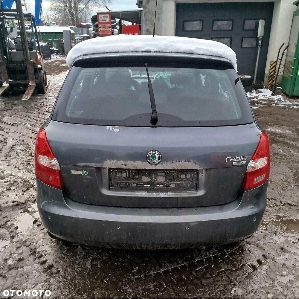 Skoda Fabia 2 na części . - 8