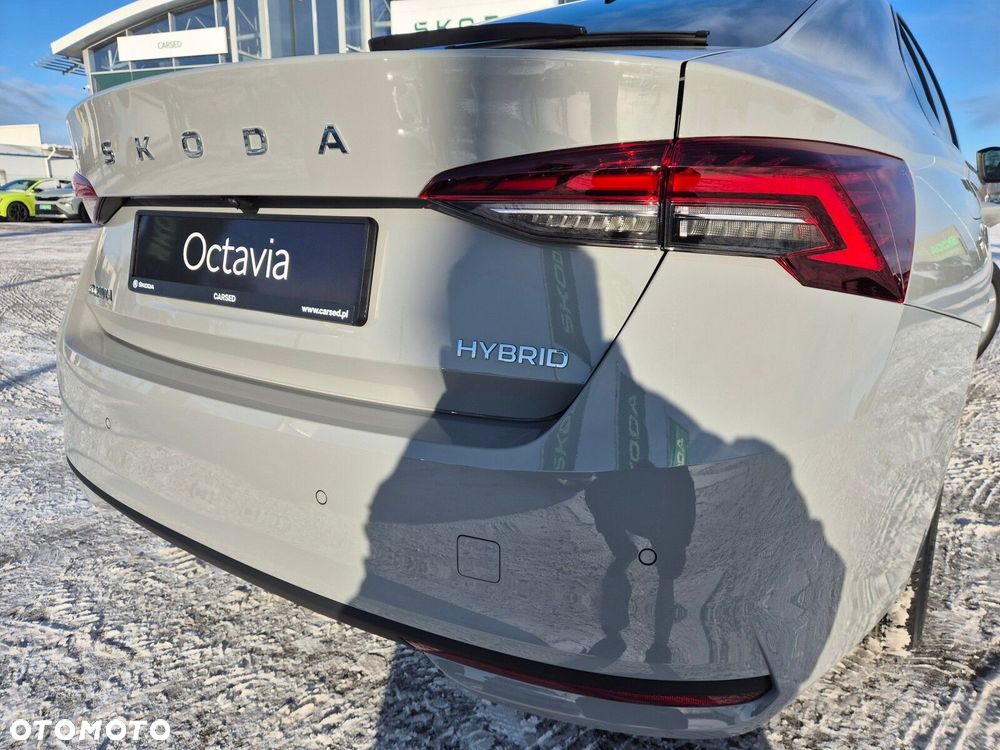 Skoda Octavia - 8
