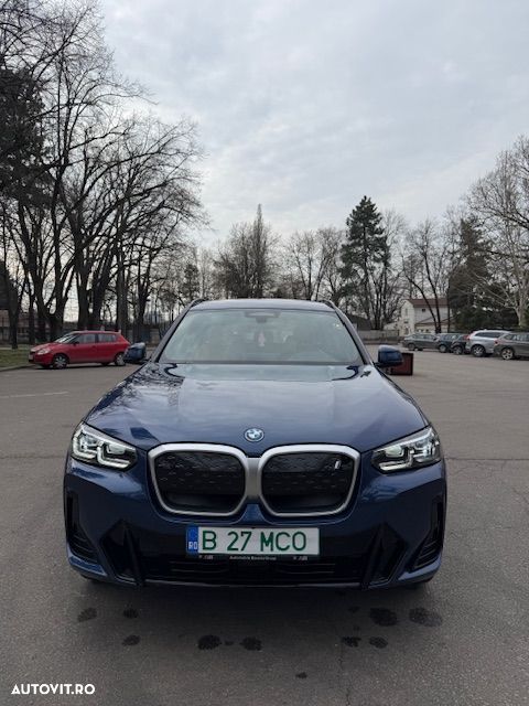 BMW iX3 - 3