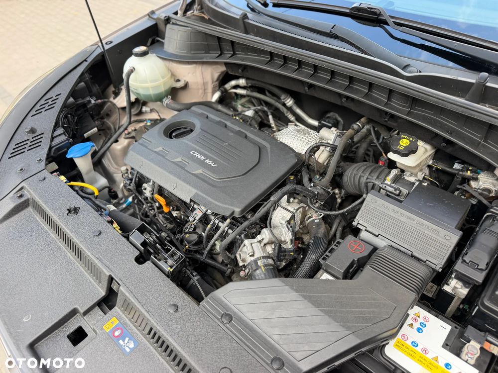 Hyundai Tucson 1.7 CRDI BlueDrive TourdePologne 2WD - 34